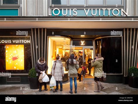 louis vuitton europe shop